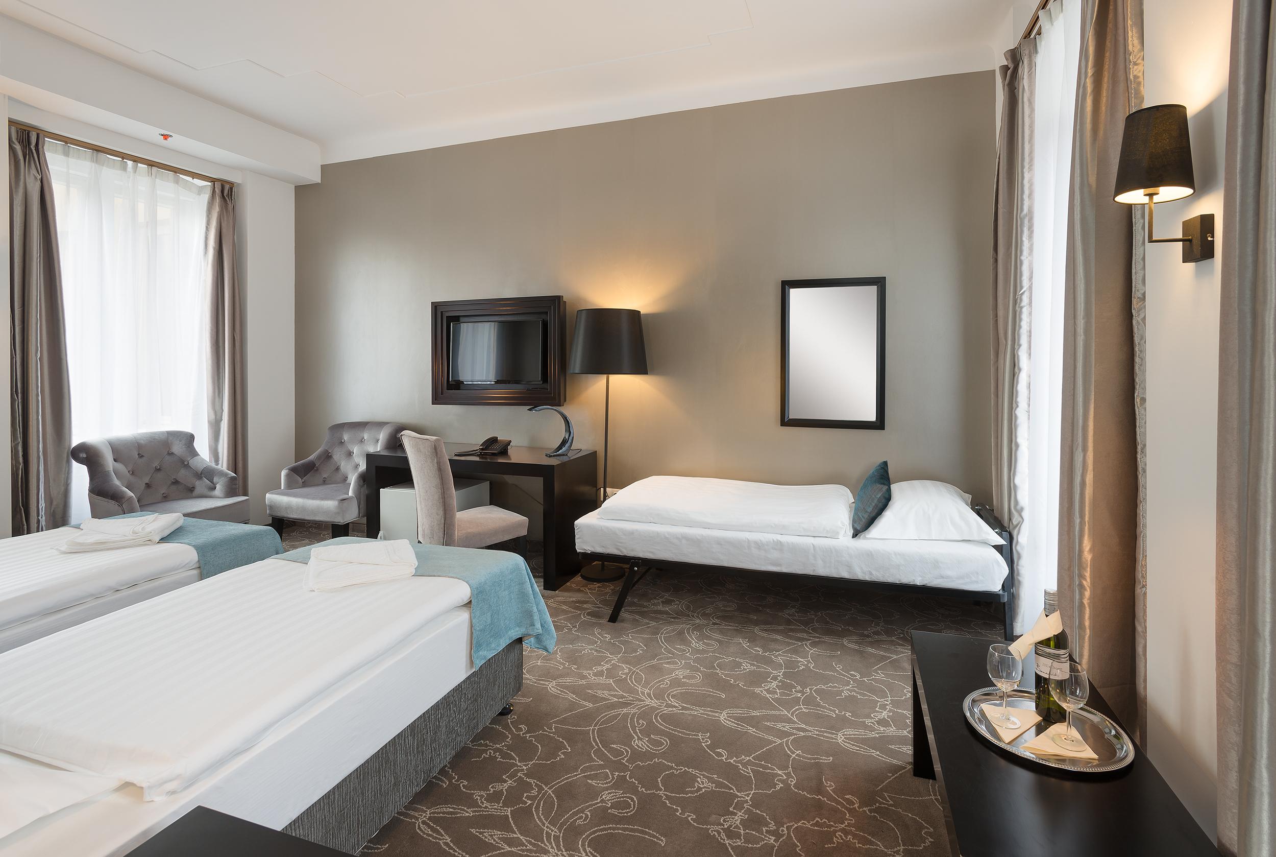 Arcadia Hotel Budapest Exterior photo