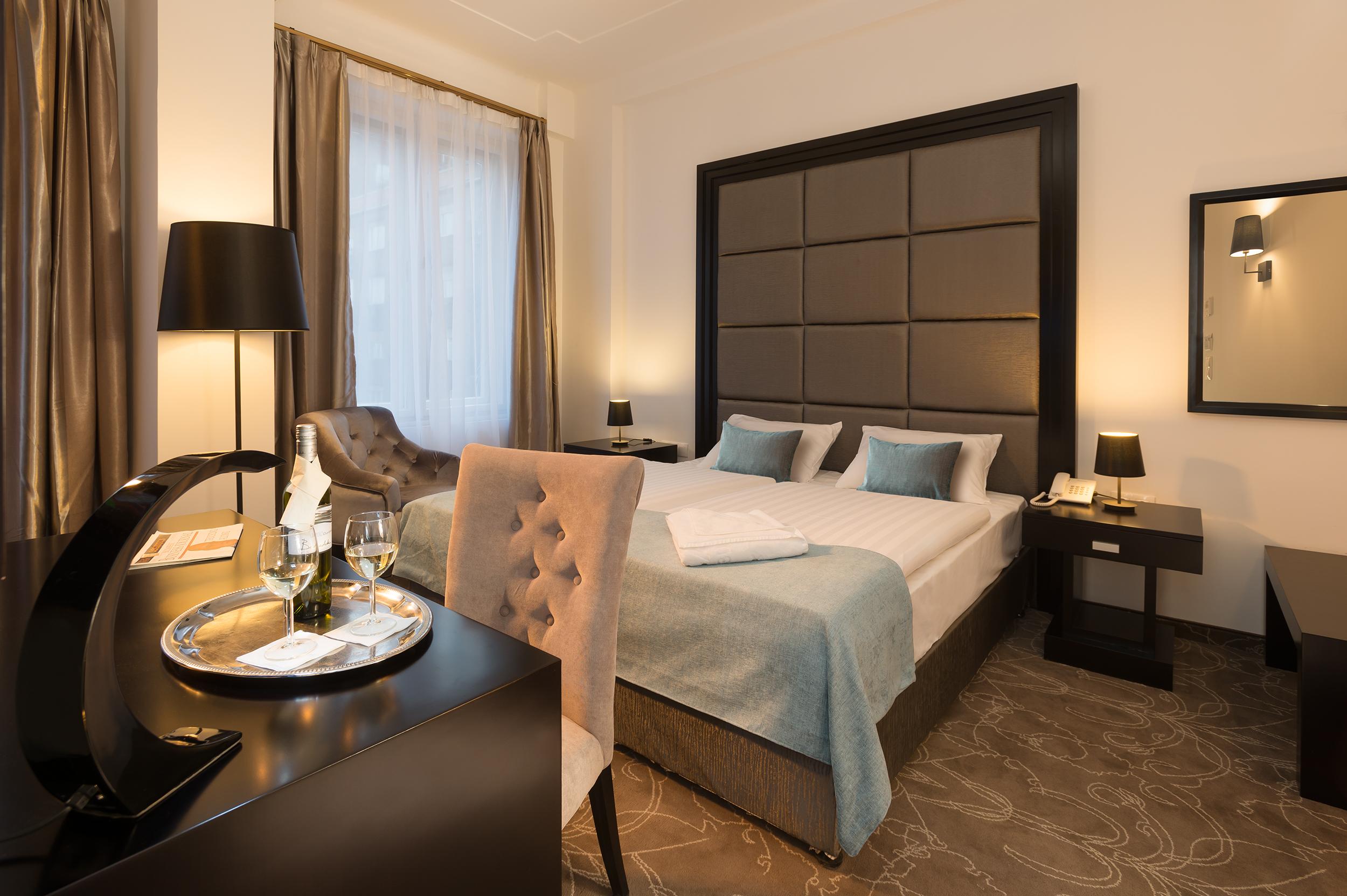 Arcadia Hotel Budapest Exterior photo