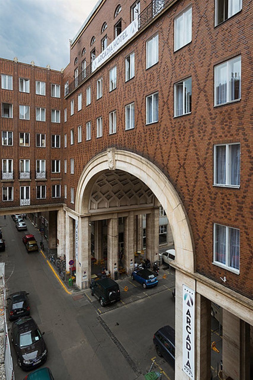 Arcadia Hotel Budapest Exterior photo